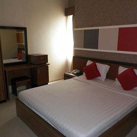 Ariandri Boutique Guesthouse Bandung Kamer foto