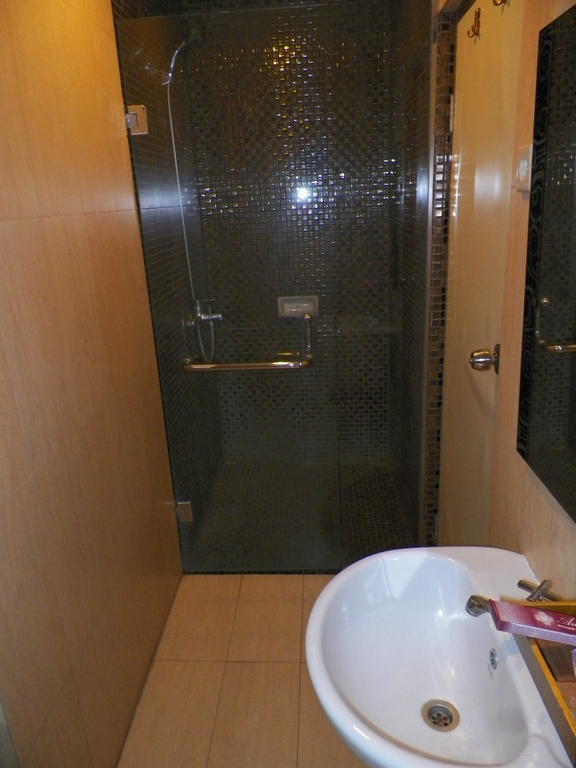 Ariandri Boutique Guesthouse Bandung Kamer foto