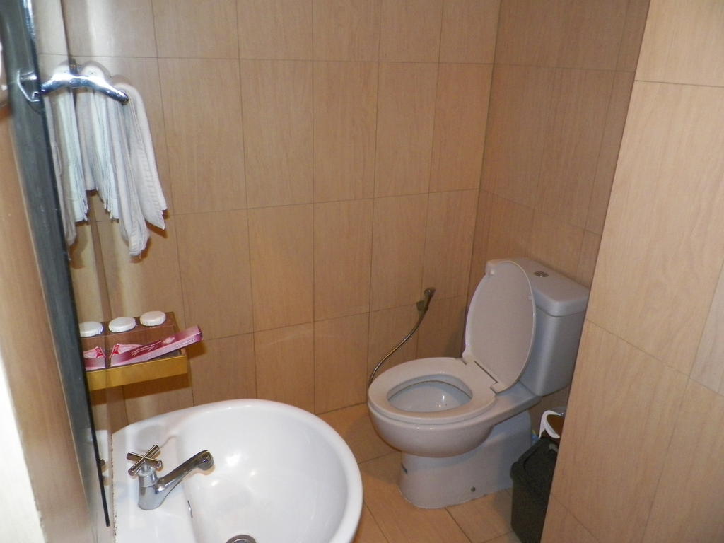 Ariandri Boutique Guesthouse Bandung Kamer foto